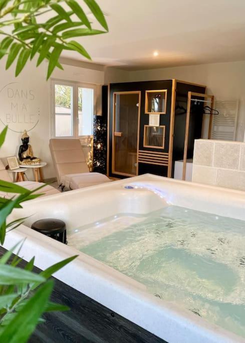 Dans Ma Bulle… Univers Spa Germigny-des-Prés Εξωτερικό φωτογραφία